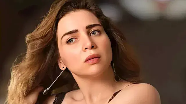 بالفيديو.. مي عز الدين تكشف تف...