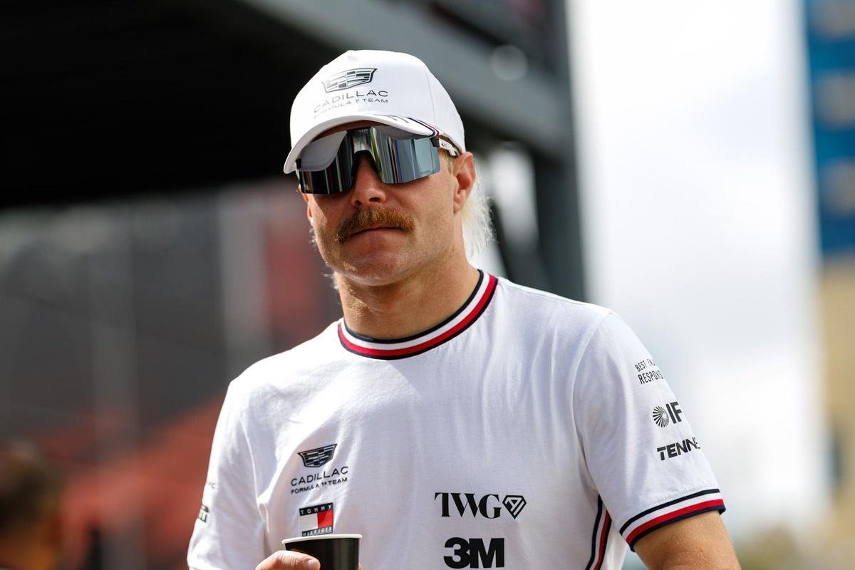 Valtteri Bottas jokes "Bott-ass is back" as fans get chance to win Baku charity helmet