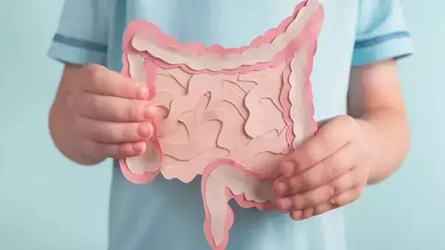 6 طرق طبيعية تساعد على تنظيف ا...