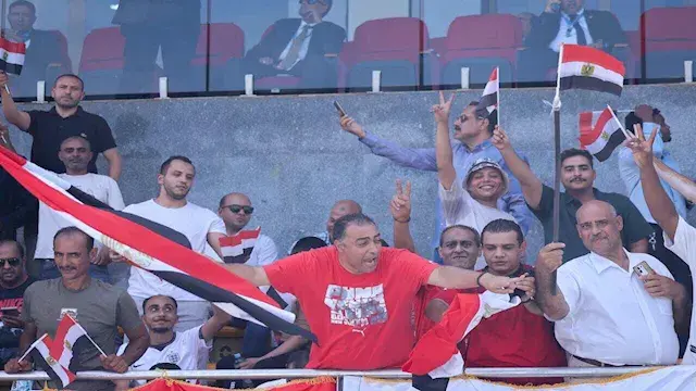 صور الجماهير المصرية في مدرجات...