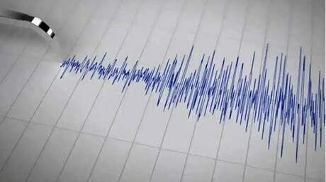 زلزال بقوة 5.9 درجة على مقياس ريختر يضرب سومباوا في إندونيسيا