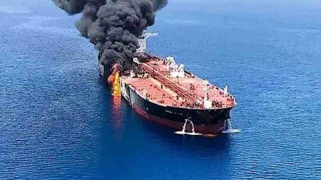 استهداف ناقلة غاز قطرية في مضي...