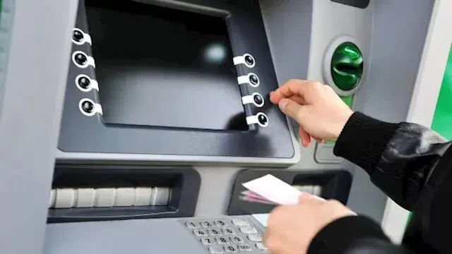 تهميش الريف مصرفيًا.. نائب يطا...