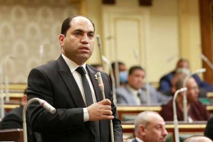 النائب عمرو درويش: مشروع قانون...
