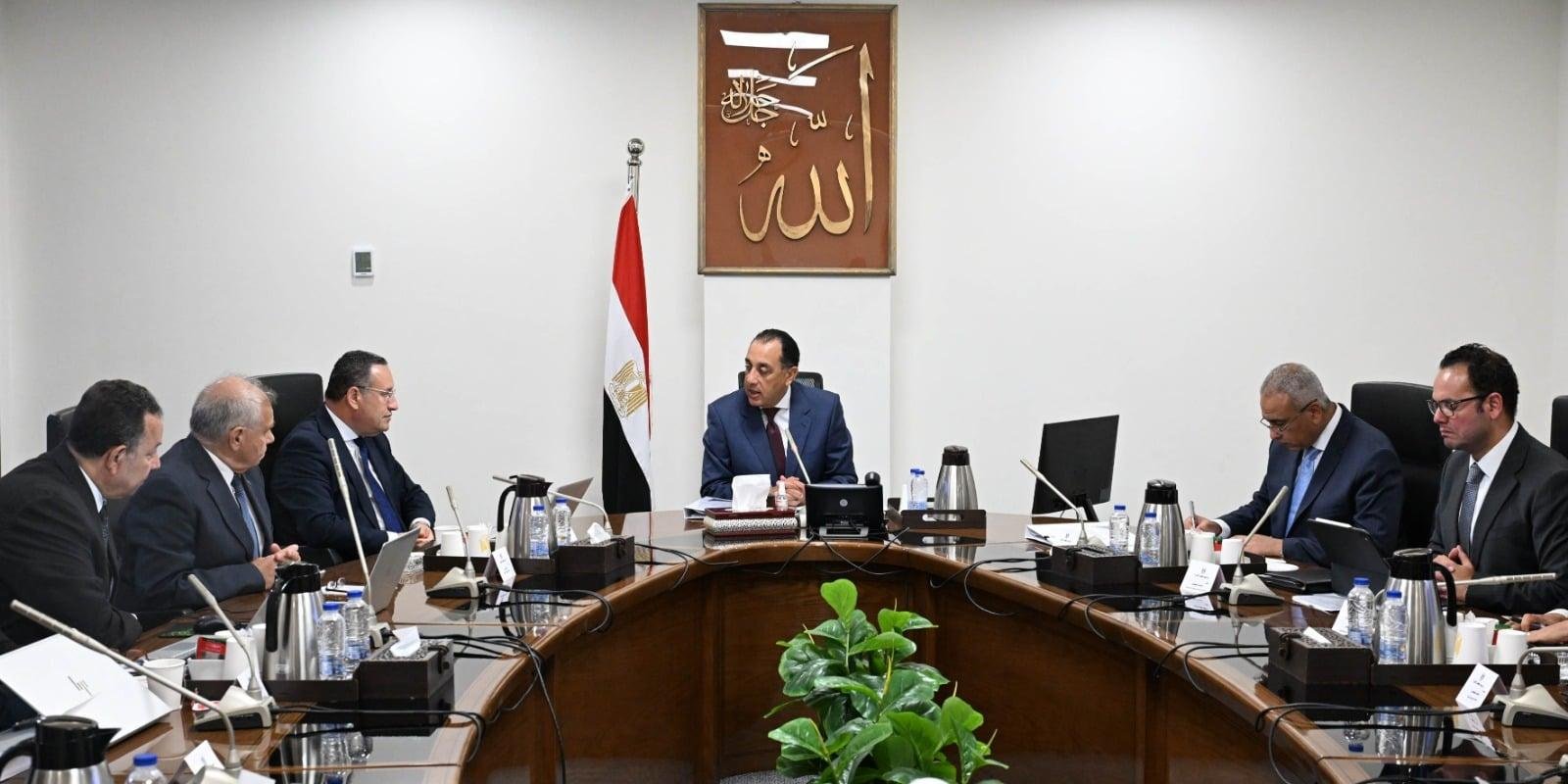 رئيس الوزراء يُتابع جهود تطوير...