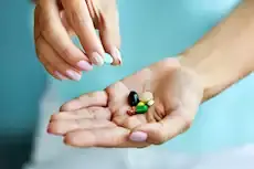 المكملات الغذائية قد تضر الجها...