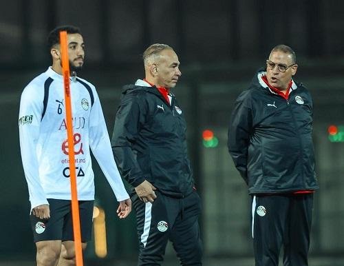 مصدر بالمنتخب يوضح سبب مشادة إ...