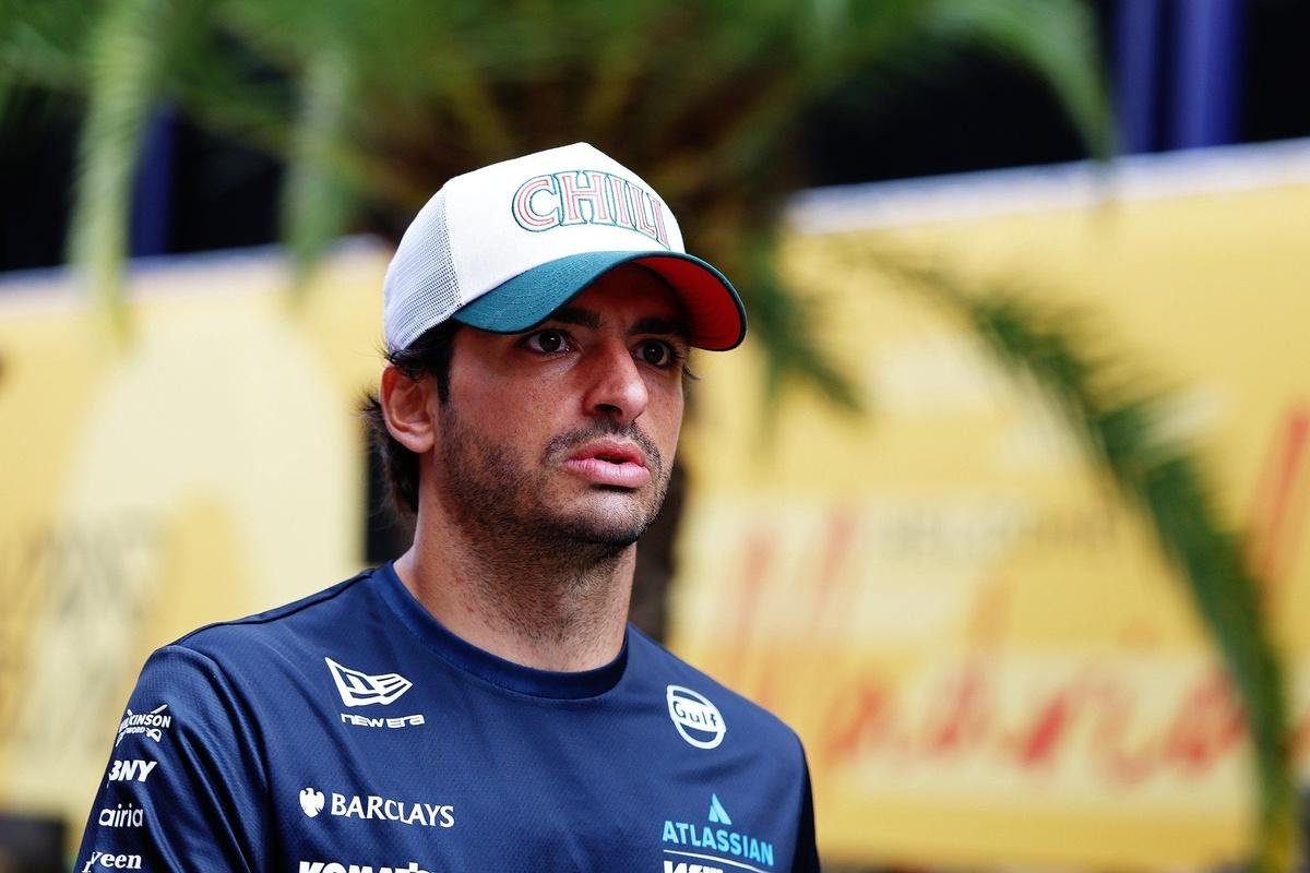 Carlos Sainz backs bold approach for Williams junior Will Green's racing future