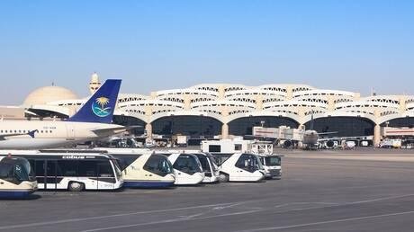 مواقف عربية ودولية متضامنة مع السعودية بعد استهداف مطار الرياض