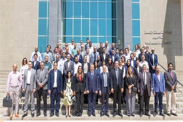 اقتصادية قناة السويس تعقد لقاء...