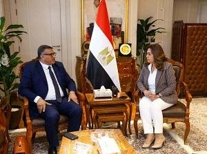 وزيرة التنمية المحلية والبيئة...