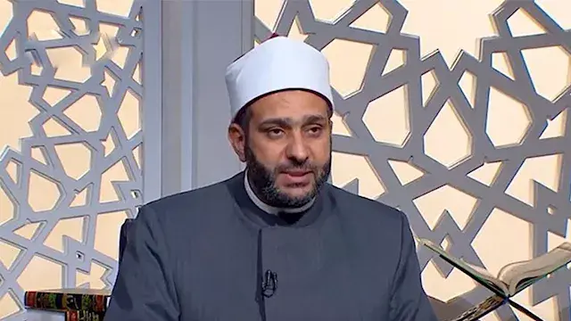 كيف أنصح والدي بالصلاة دون أن يغضب؟.. أمين الفتوى يجيب
