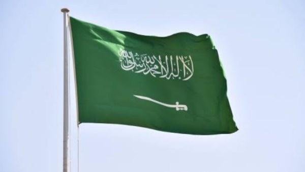الدفاع المدني السعودي يطلق الإنذار المبكر في منطقة جازان