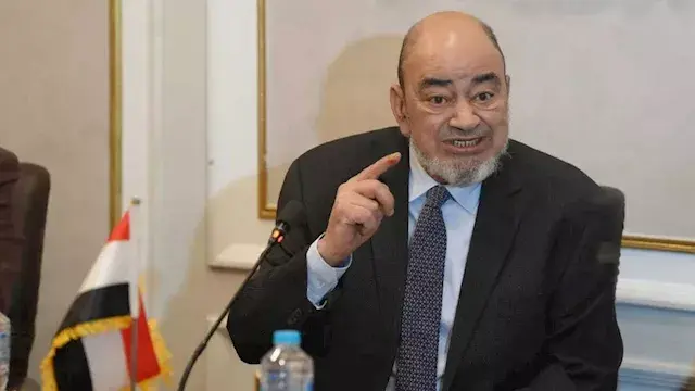 شعبة المستلزمات الطبية تجتمع م...