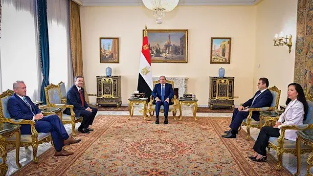 خبير استراتيجي: زيارة مدير CIA للقاهرة تمنح الملفات بعدًا أمنيًا واستخباريًا
