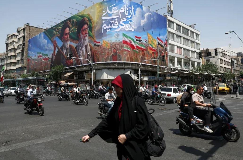 رويترز عن مصدر: الوسطاء يشكلون...