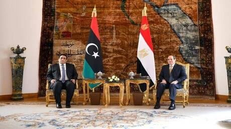 المنفي يصل مصر.. المصالحة الليبية والهجرة على أجندة التحرك الإفريقي