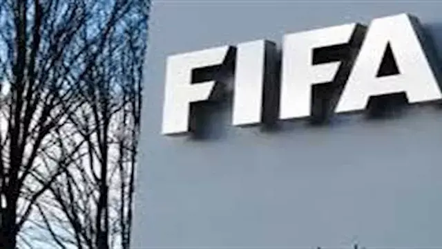 فيفا يحسم موقفه بشأن أعلام الم...