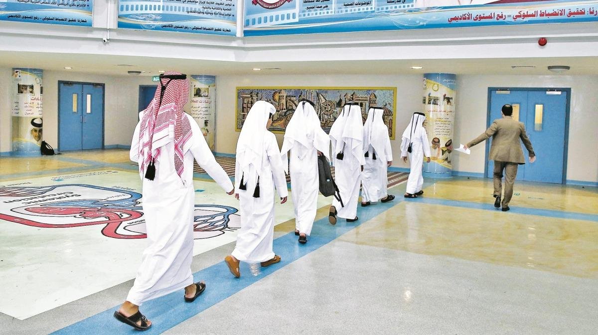 مدارس متخصصة وإصلاحات شاملة با...