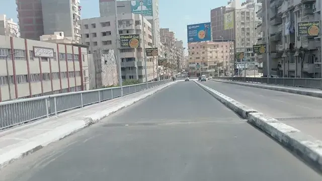 غلق كلي لاتجاه المحافظة بكوبري...