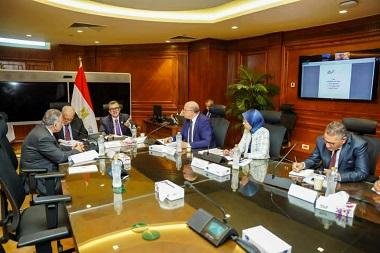وزير التخطيط: خطة إعادة هيكلة...