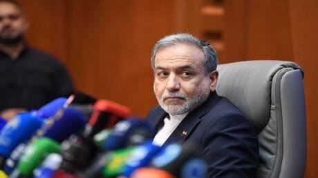 لا مفاوضات حتى الآن.. عراقجي ي...