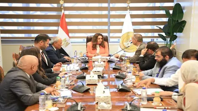 مخالفات البناء والتصالح والرصف...