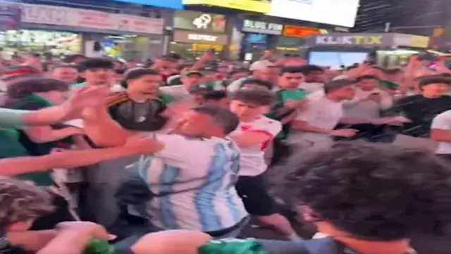 قبل المواجهة المنتظرة.. اشتباك...