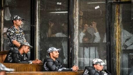 الجنايات المصرية تصدر حكما مشددا بحق 8 متهمين في قضية إرهاب