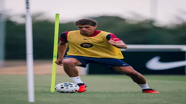 "صناعة يامال".. حمزة عبد الكري...