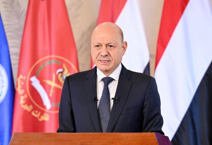 العليمي يعلن إطلاق عملية «فجر...