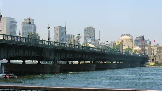 سر فتح كوبري قصر النيل.. كيف ك...