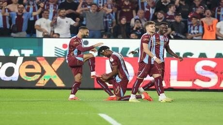 أردا توران يرفض "شيكا مفتوحا" من رئيس طرابزون سبور