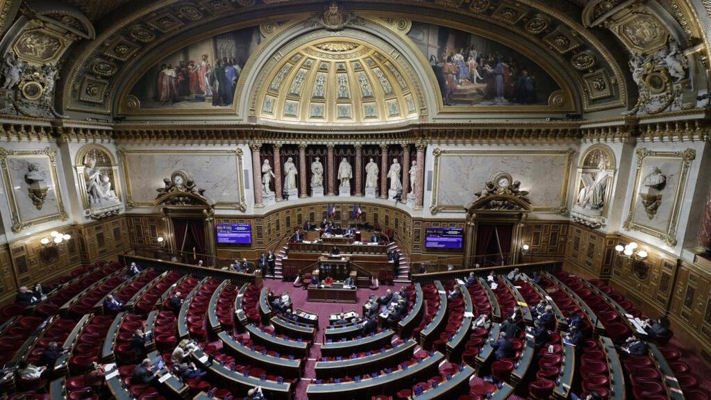 تقدم غير مسبوق لليمين المتطرف في انتخابات مجلس الشيوخ الفرنسي