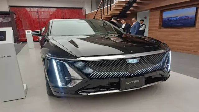 كاديلاك ليريك 2026 رسميًا في مصر.. SUV كهربائية فاخرة بقوة تتجاوز 500 حصان