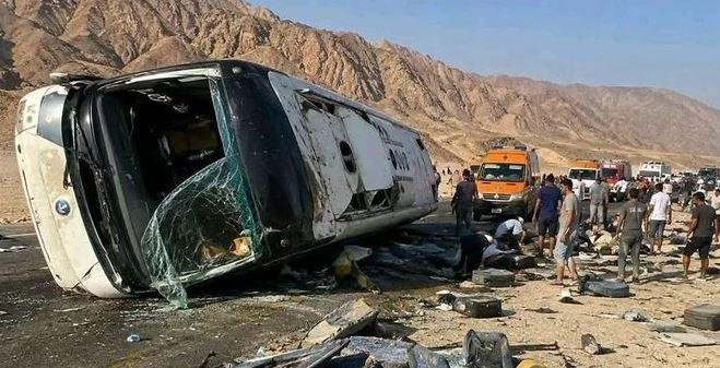 رئيس الرقابة المالية يعزّي أسر...