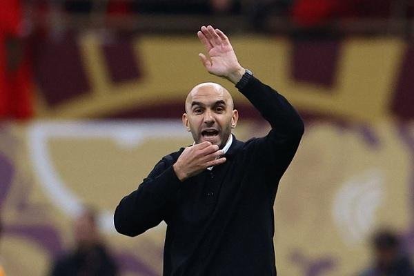 تقارير: الركراكي مرشح لتدريب م...
