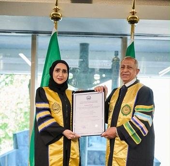 أول سيدة عربية.. الأكاديمية ال...