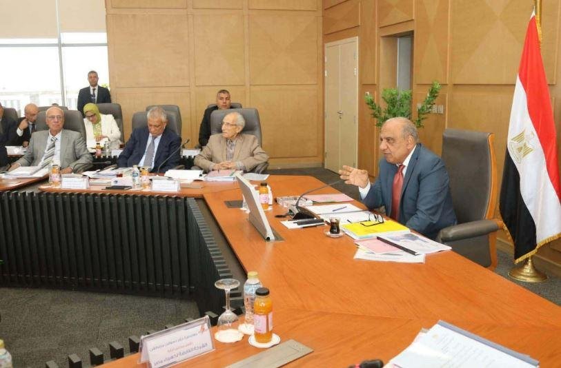 وزير الكهرباء: دعم الشبكة مستم...