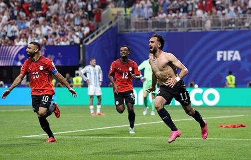 مصطفى زيكو ينتقد حكم مباراة مص...