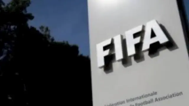 فيفا يعلن إزالة 7 ملايين منشور...
