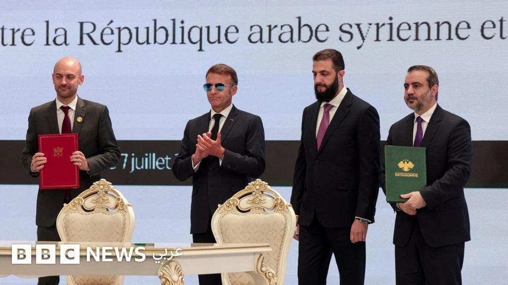 الشرع وماكرون يبحثان إعادة الإعمار في سوريا على وقع انفجارين يهزان العاصمة دمشق