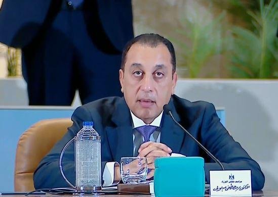 لماذا اختير موقع العاصمة الإدارية الجديدة؟ مدبولي يكشف تفاصيل المفاضلة بين 5 بدائل