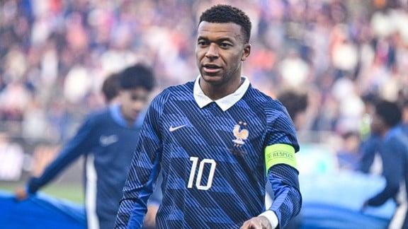 مبابي: ديشامب تغير كثيرا.. وسن...
