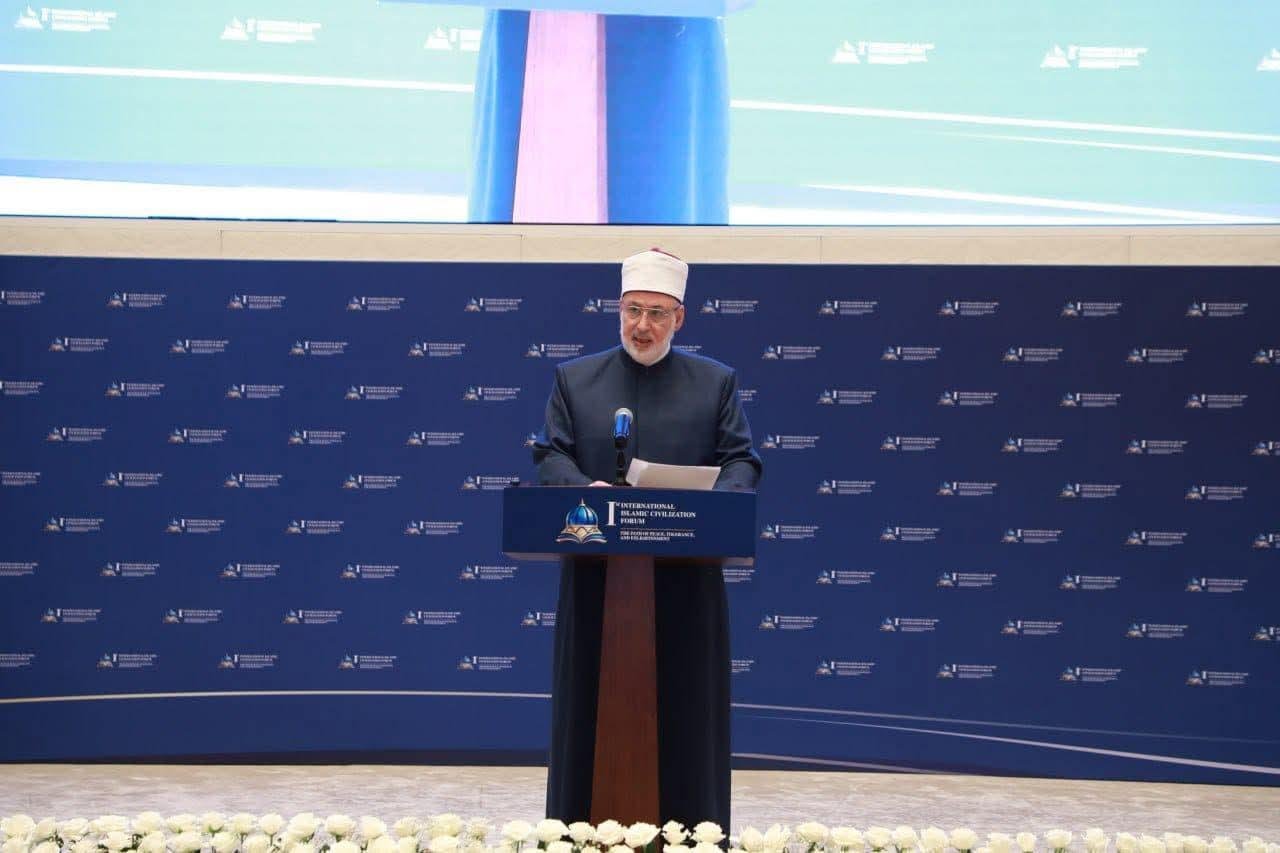 الضويني: الحضارة الإسلامية قام...
