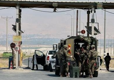 الشرطة الإسرائيلية تمنع دخول ا...
