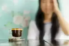 لماذا قد يشعر البعض بالذنب عند أخذ إجازة مرضية؟