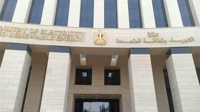 رقم قياسي.. مصدر بالكهرباء: ال...