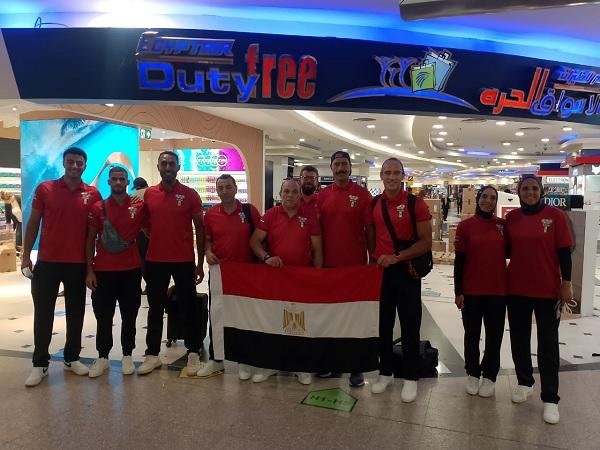 بعثة التجديف تغادر إلى إيطاليا...