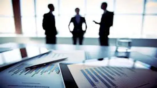 أداء القطاع الخاص يهبط بشكل حاد لأول مرة منذ 3 سنوات  في أبريل